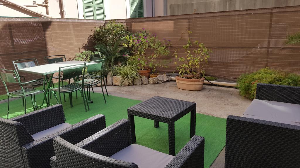 קאן Studios Parisiens מראה חיצוני תמונה
